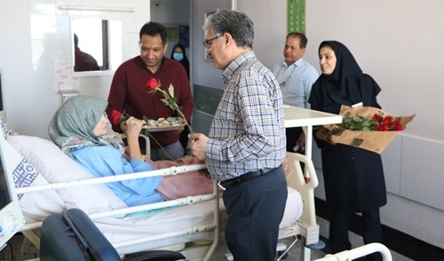 تکریم سالمندان بستری در بیمارستان علامه بهلول گنابادی