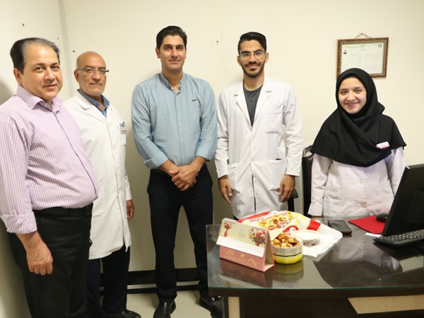 قدردانی از زحمات فیزیوتراپ های بیمارستان در روز جهانی فیزیوتراپی