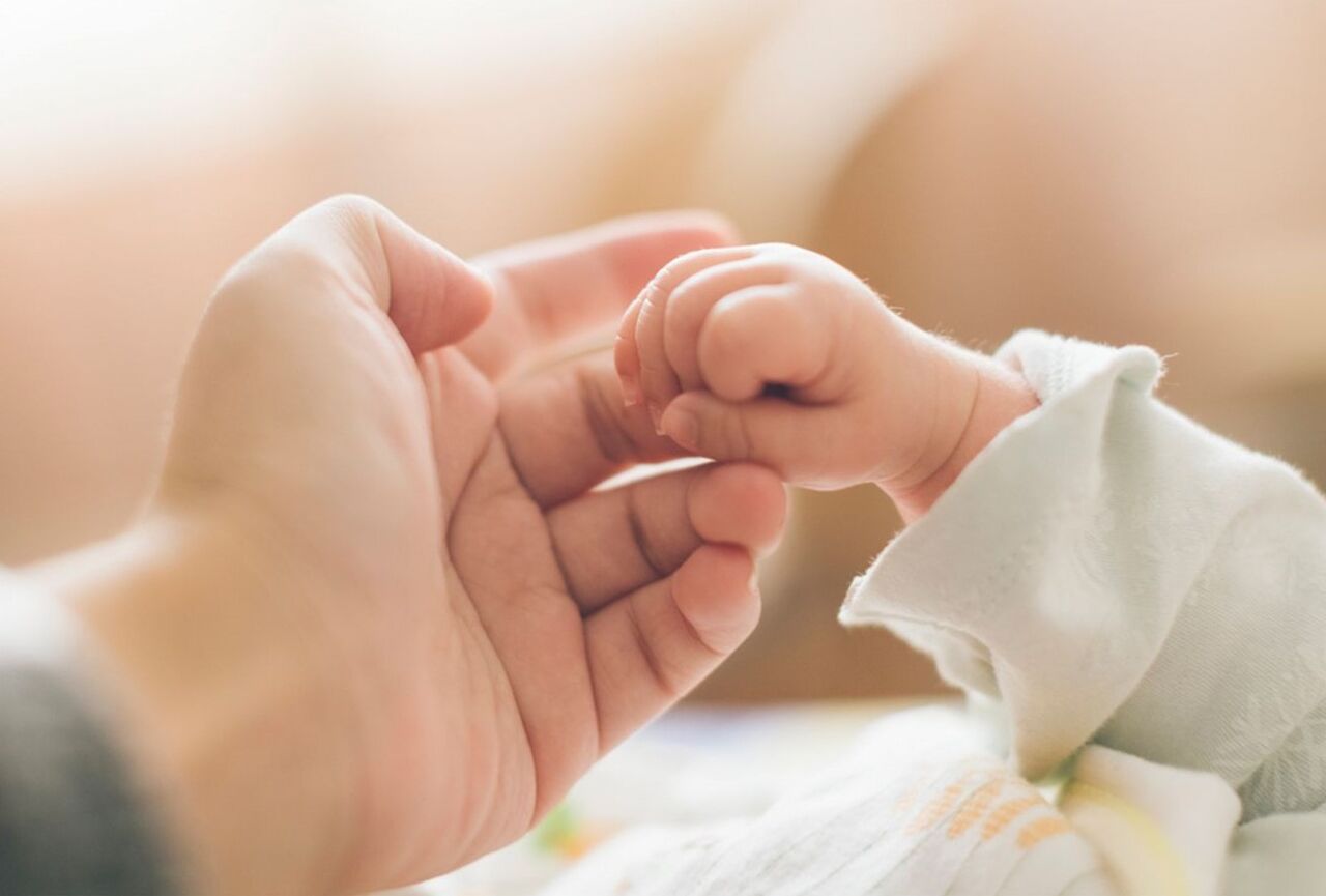 زایمان طبیعی بدون درد؛ تضمین کننده آرامش مادر و سلامت نوزاد 